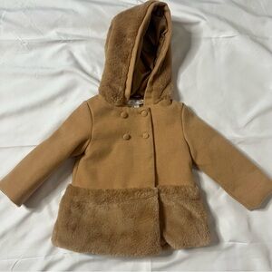 Max‎ Studio Kids Double Breasted Camel Colored Fur Trimmed Coat Sz 12M NWT